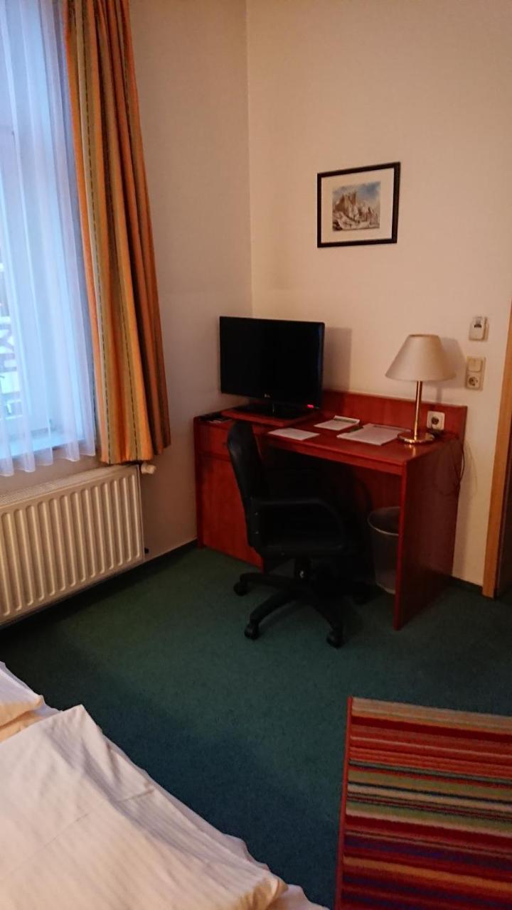 Garni-Hotel Alt Wernigeroeder Hof Вернігероде Екстер'єр фото